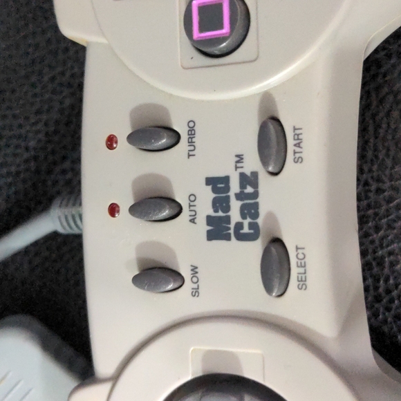 Mad Catz PS1 Gaming Controller Gray PlayStation One CN 3596 Tested working - Picture 2 of 6